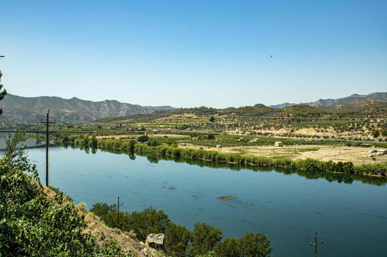 Casa Rural Griso Riba-roja d'Ebre Kültér fotó